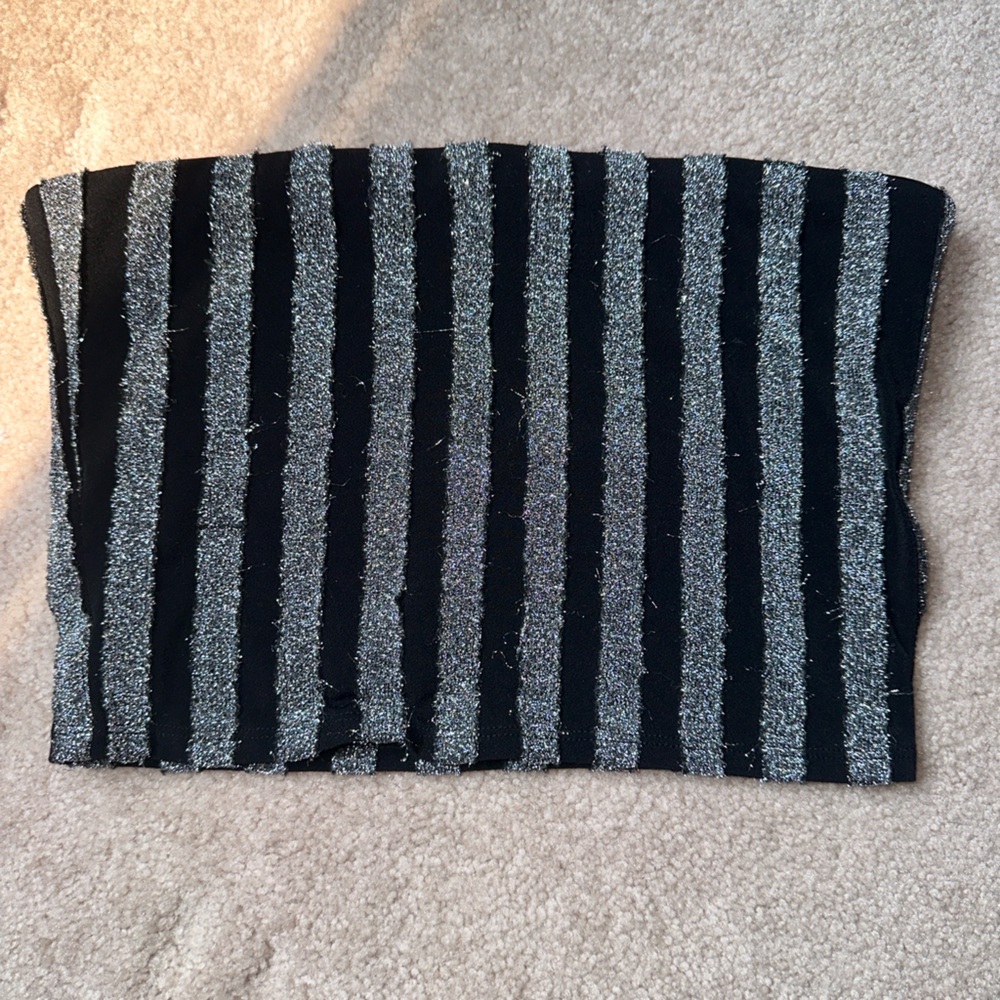 Forever 21 Black and Silver Striped textured shirt